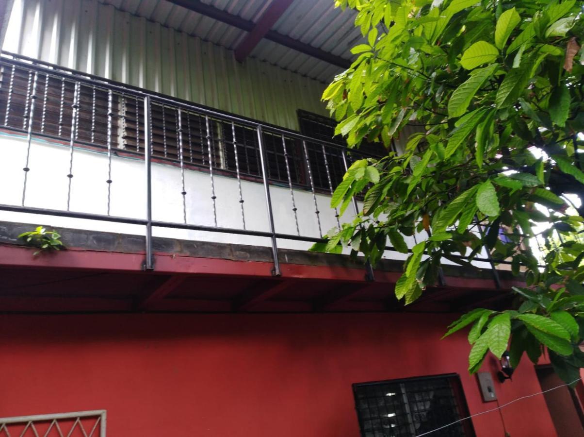 Hostel Casa Maria Масая Екстериор снимка